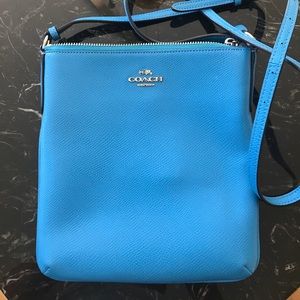 Coach | kitt messenger blue crossbody bag